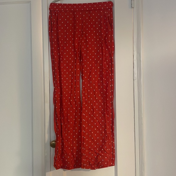 Dezmond Top and bottom in Mandarin Shell- 
Alexis - Picture 4 of 4